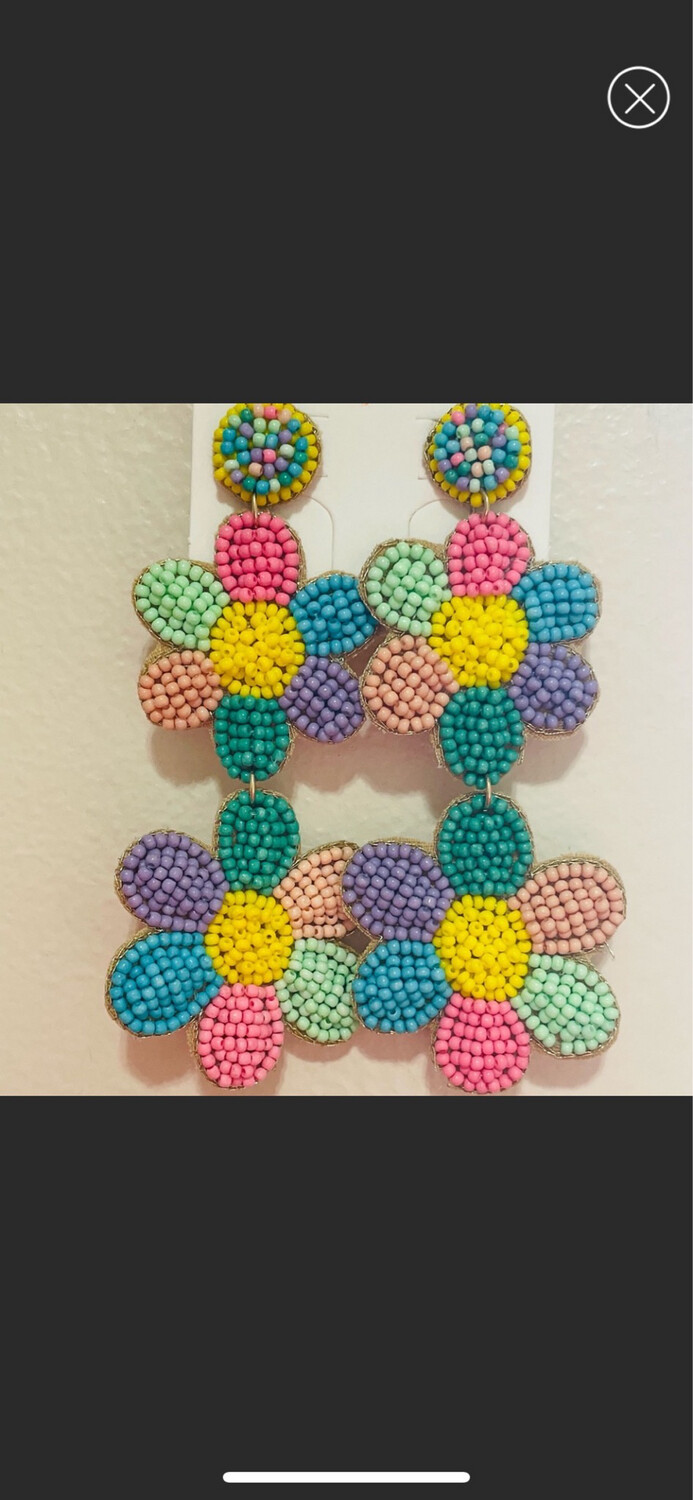 A Daisy For You Multicolor Beaded Earrings
