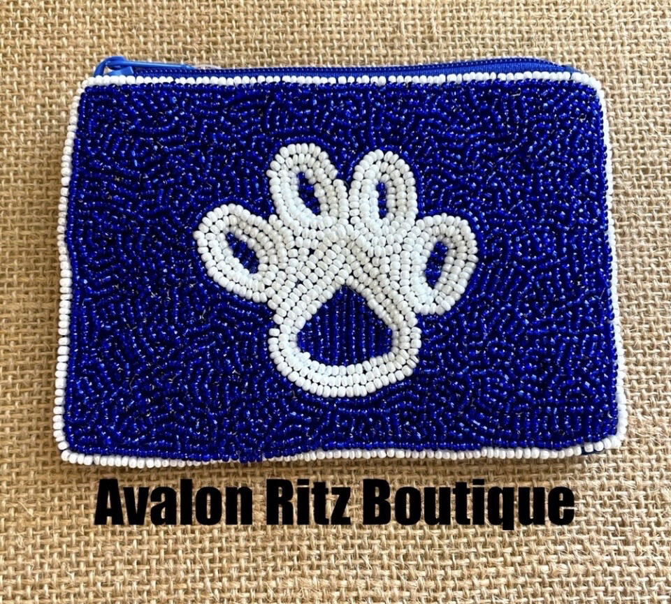 Blue and White Beaded Paw Print Coin Case~ University of Kentucky