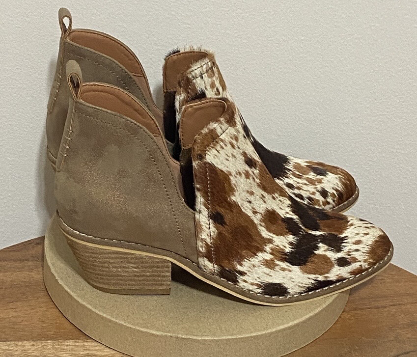 SALE! Corkys Leather Cowhide Multicow Boots