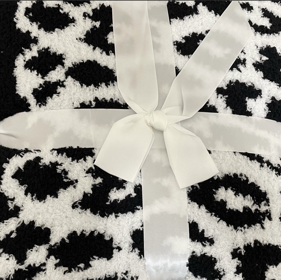 LUXE Black White Leopard Soft Blanket