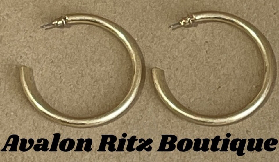 Madeline Large Gold Hoop Earrings