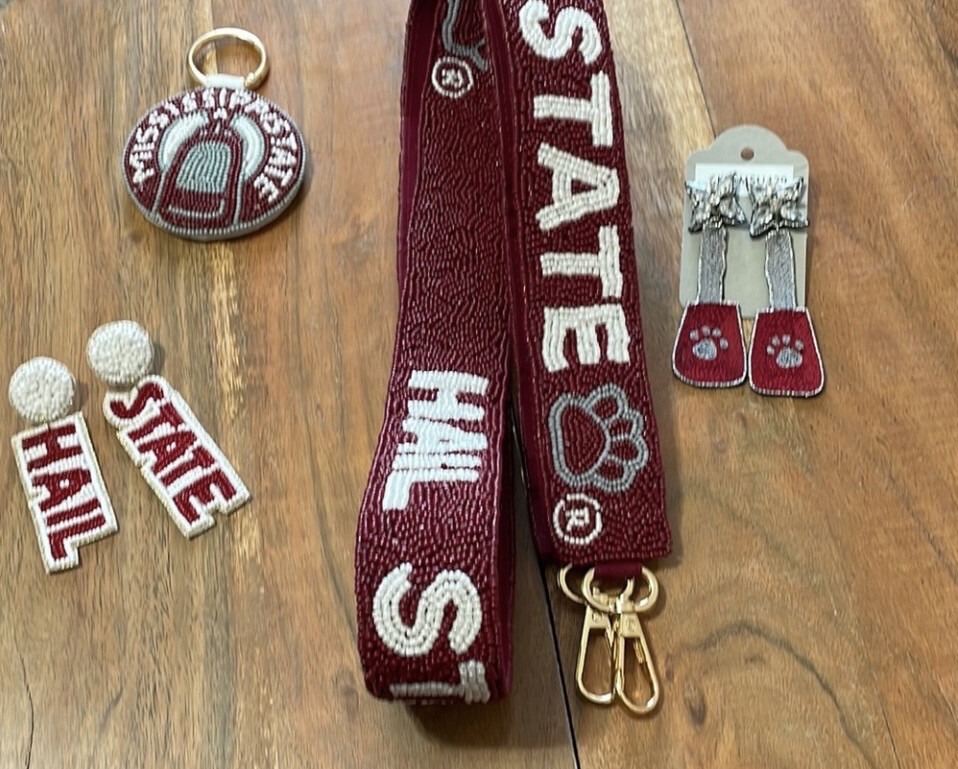 BEADED PAW PRINT GAMEDAY HANDBAG STRAPS