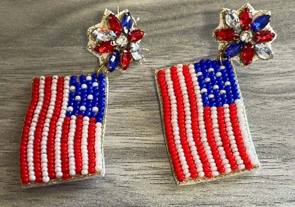America Patriotic Flag Beaded Earrings