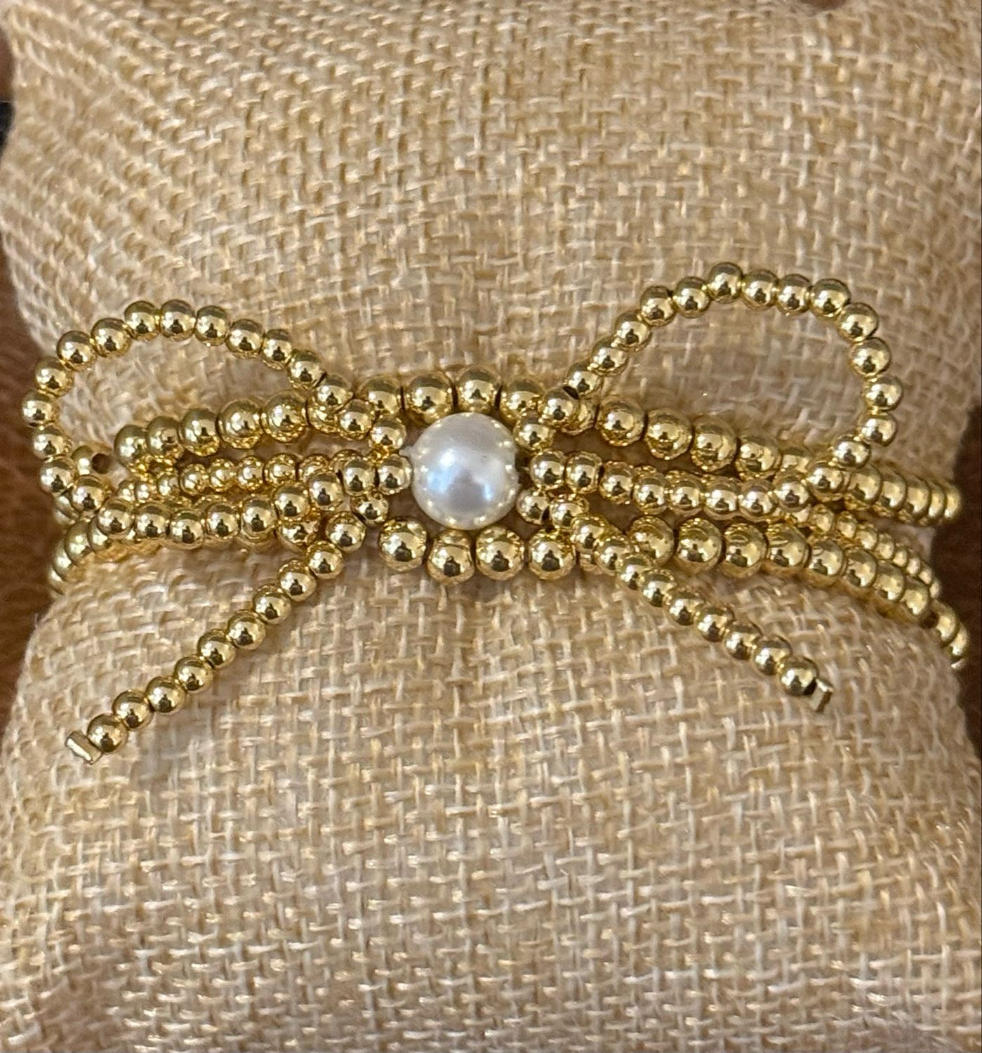 LULU MAC Bow Gold and Pearl Beaded Bracelet Set