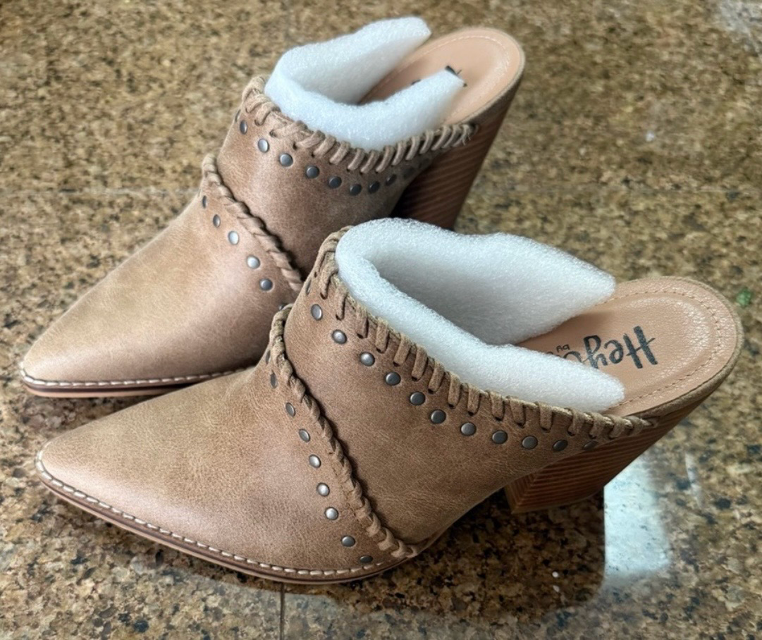 Corkys Tan Blame The Bar Heels Western Mules