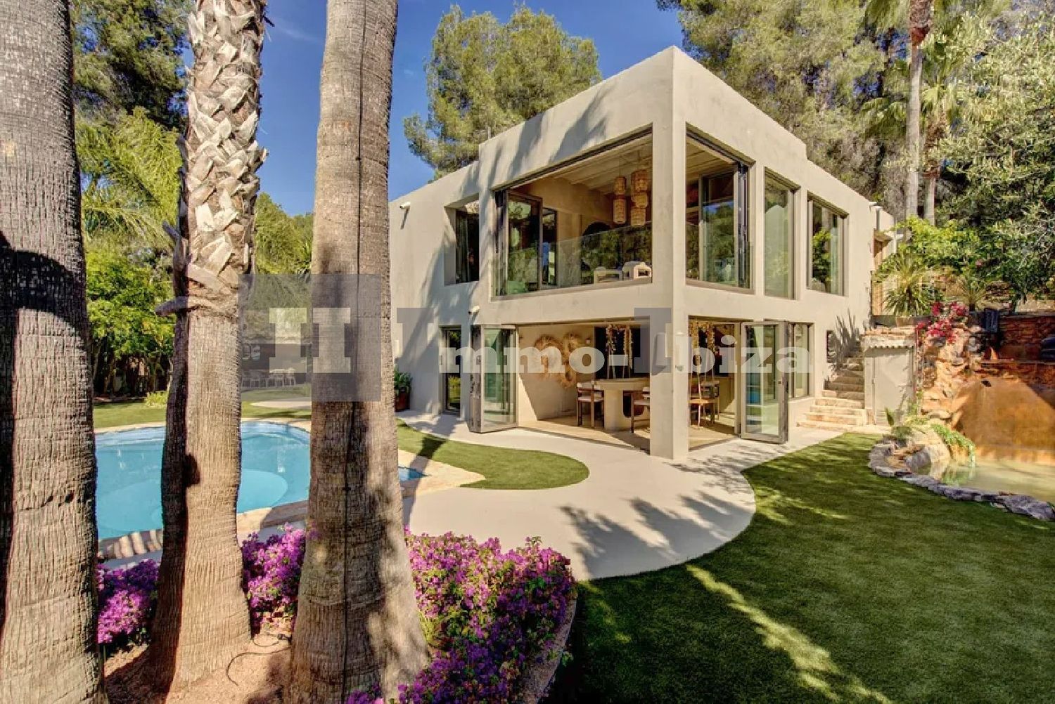 The African Retreat. A Well-Beeing Oasis. Newly renovated in 2025.