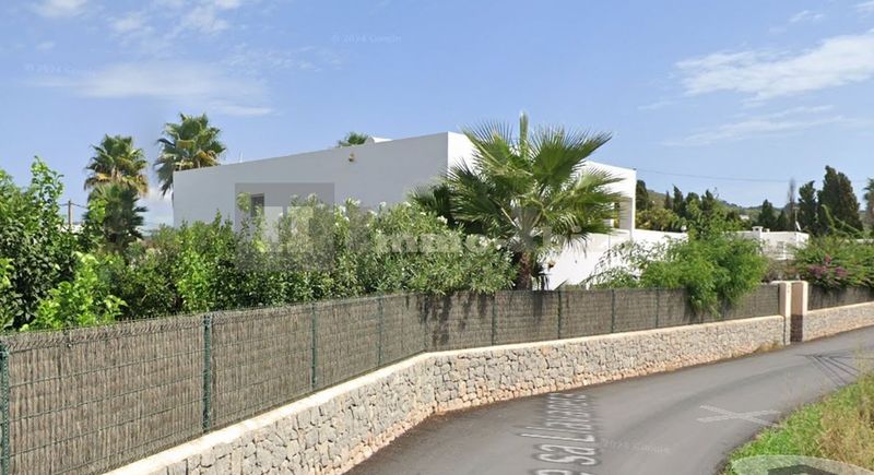 Large 8-Bedroom-Villa with Touristic-Licenseonly 900 Meters to Talamanca Beach Real Estate for Sale in Talamanca, Ibiza: Facade