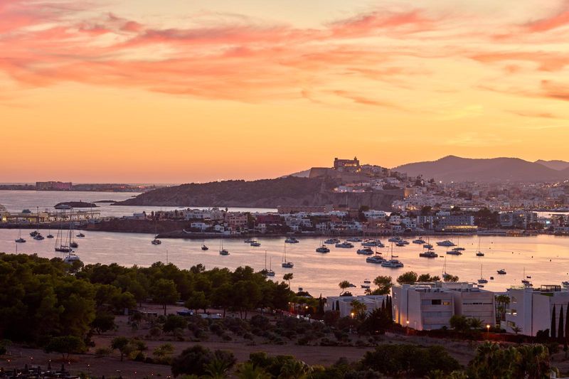Unbeatable Panoramic Views in Cap Martinet Views to Talamanca and Dalt Villa