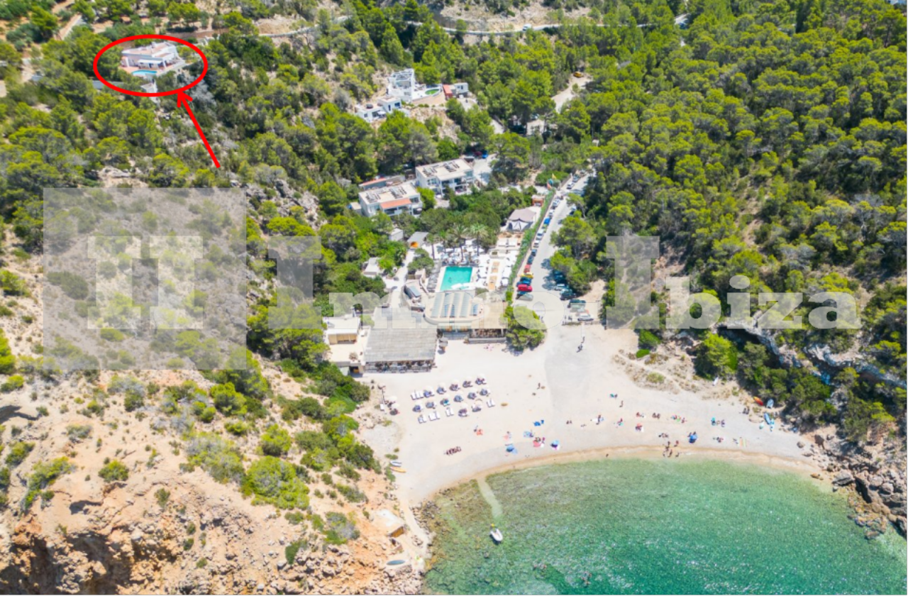 A Lifetime Oppertunity in Frontline Dream Location at Cala Moli