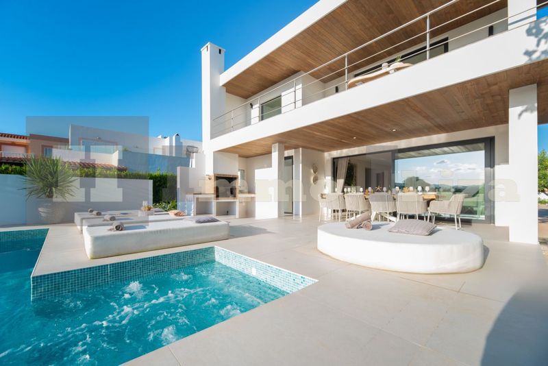 Exquisite Modern Masterpiece with Touristic-License A New Dimension of Ibiza Luxury