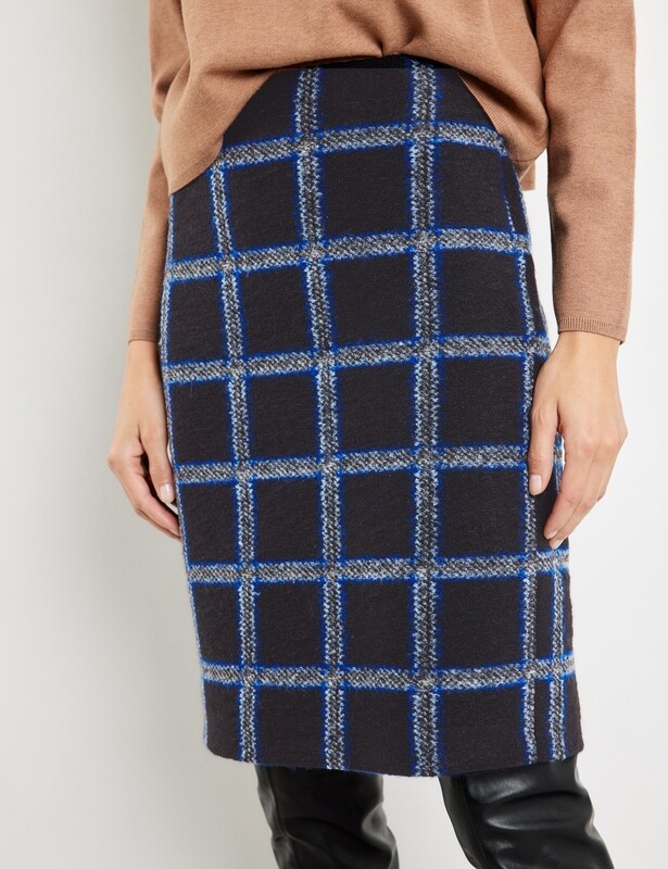 Gerry Weber Edition ROCK GEWIRKE SCHWARZ/BLAU KARO 711021-66304