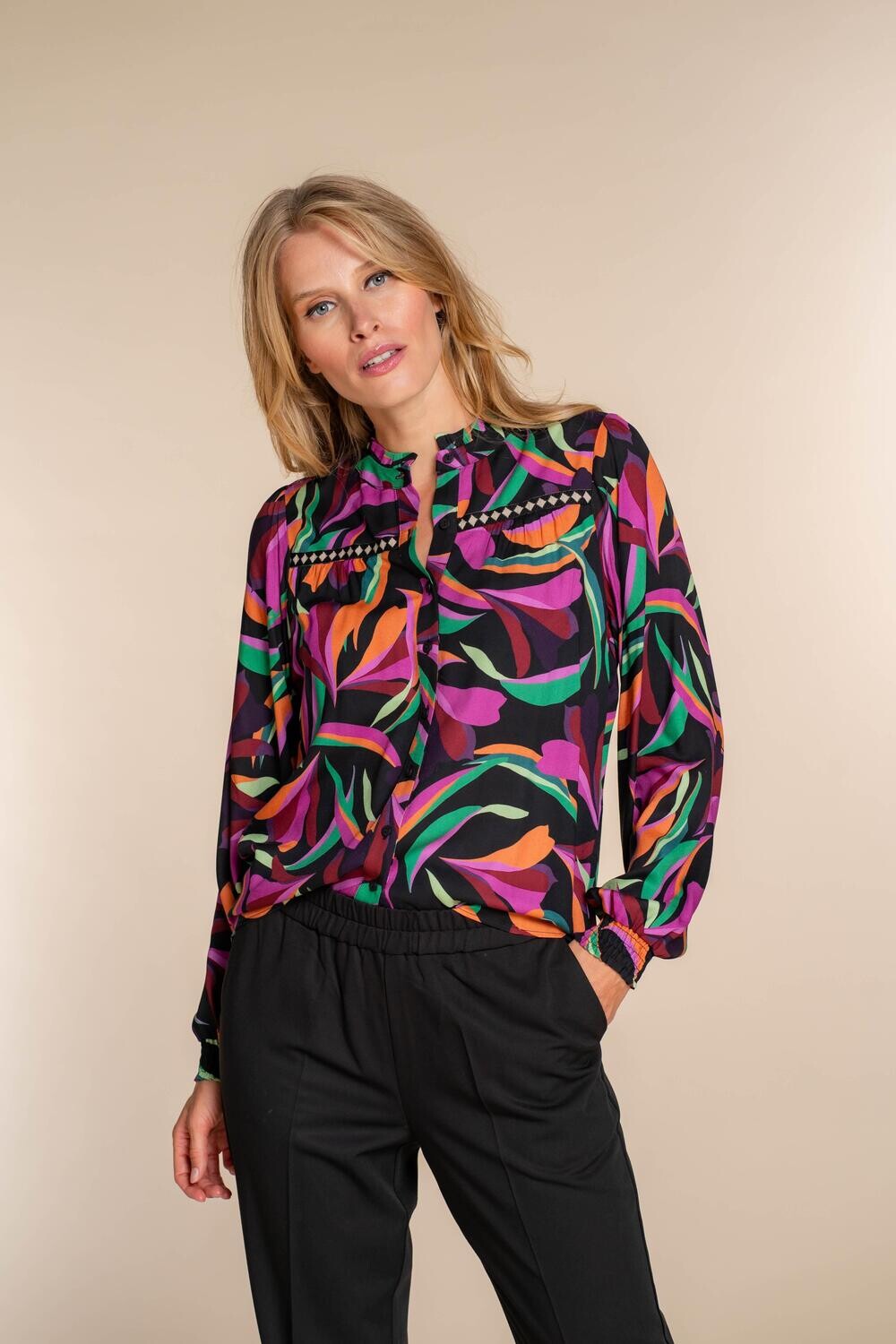 Geisha Blouse Zwart 33959 20 webshop Lendi