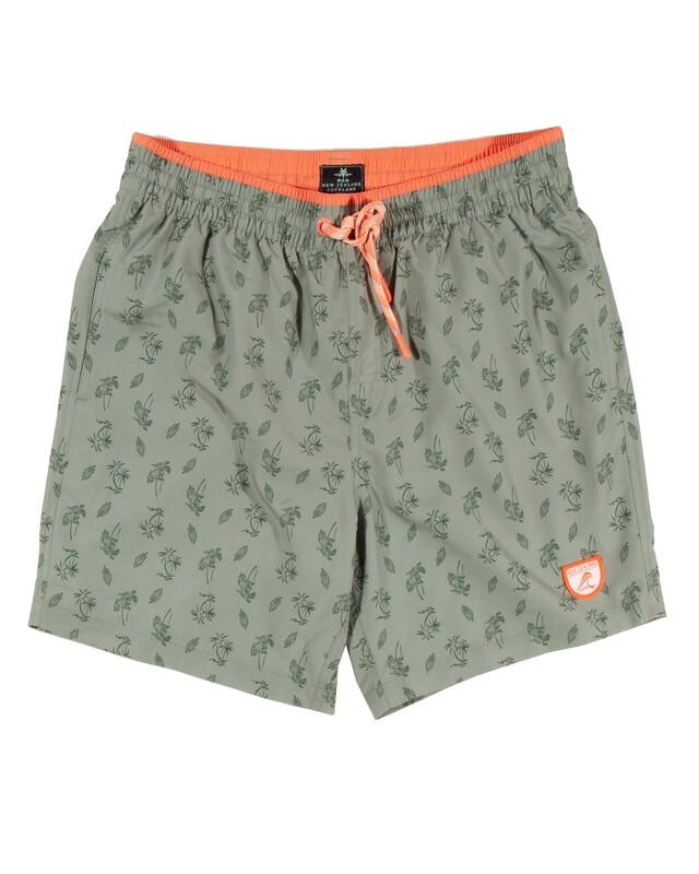 New Zealand Auckland Swim short Milburns pond Groen 24CN654