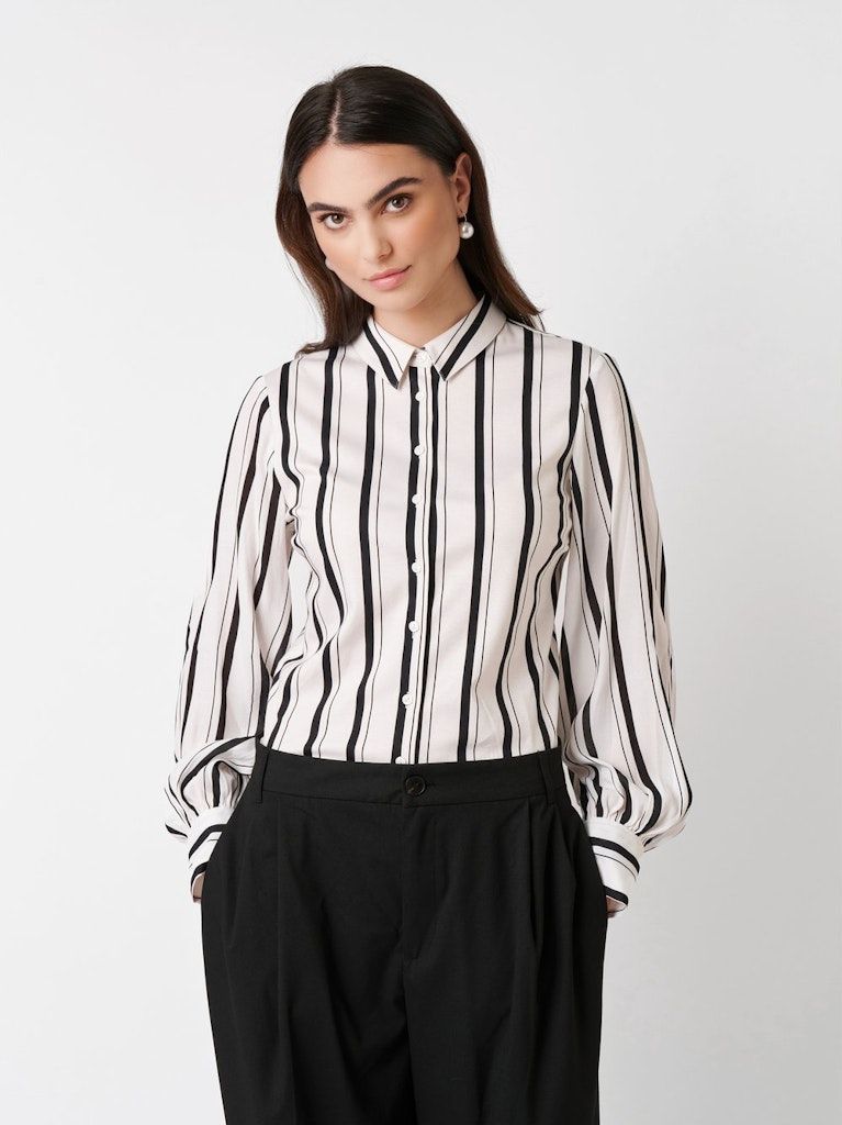 Desoto Collection Pia stripe black white 68185-2