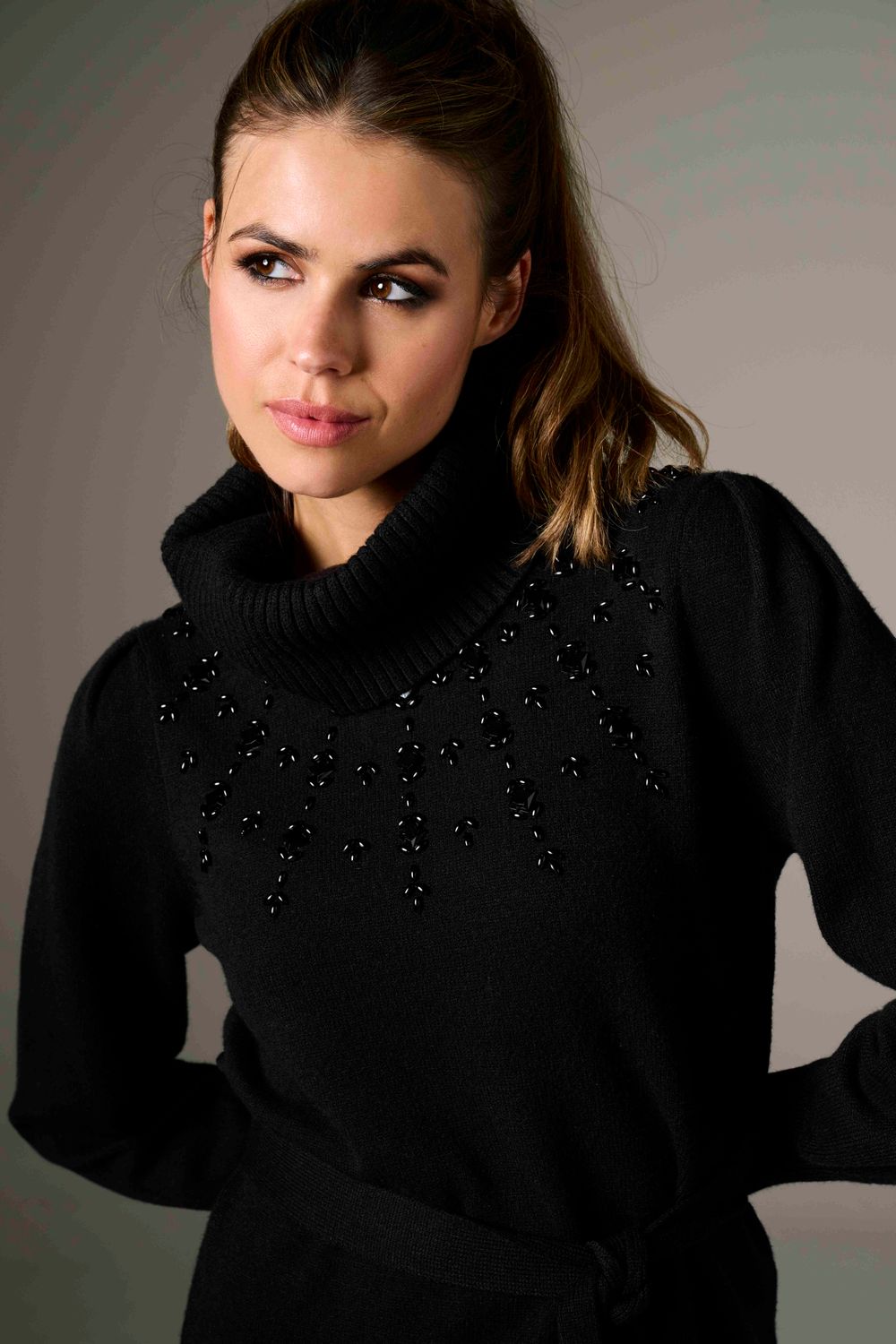 K-Design Gebreide jurk met kralen Black B813