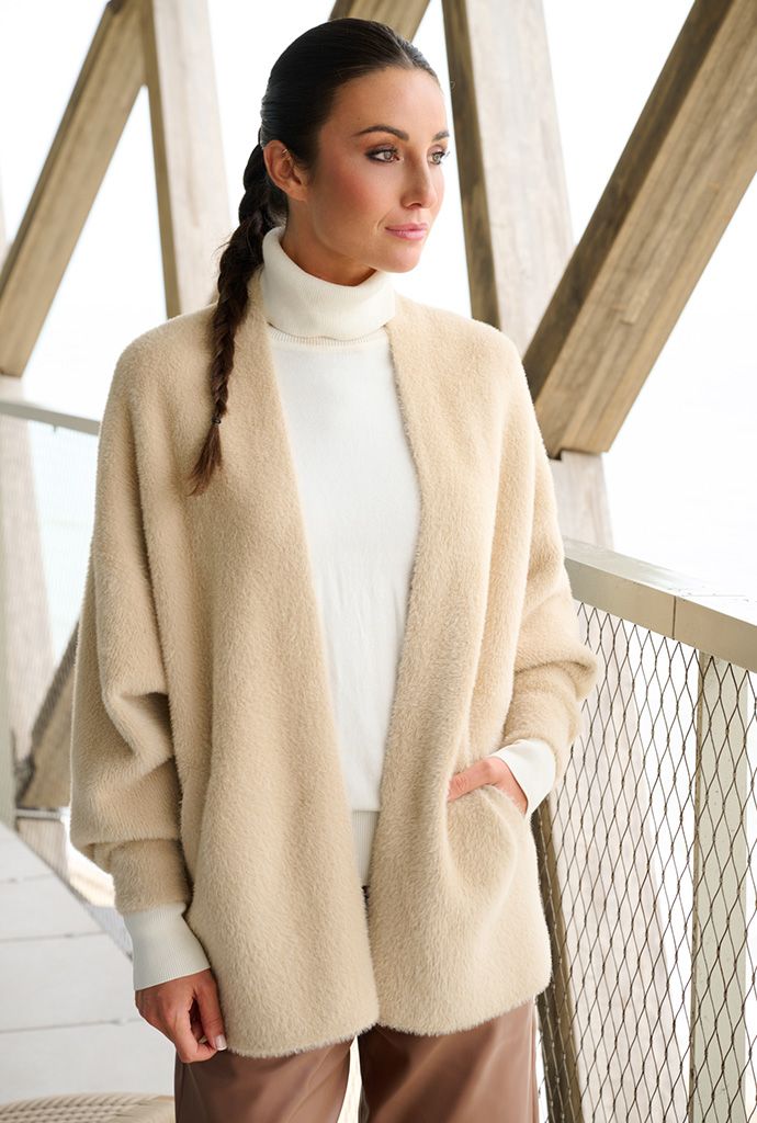 K-Design Cardigan met wijde mouwen Latte B821