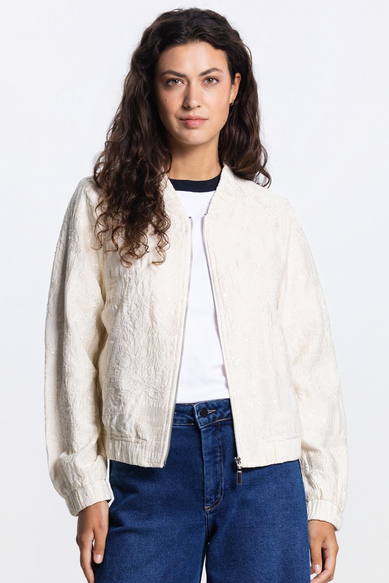 JANSEN-Amsterdam-Shanti-SS26-jasje-cream-bomber-borduursel-Lendi