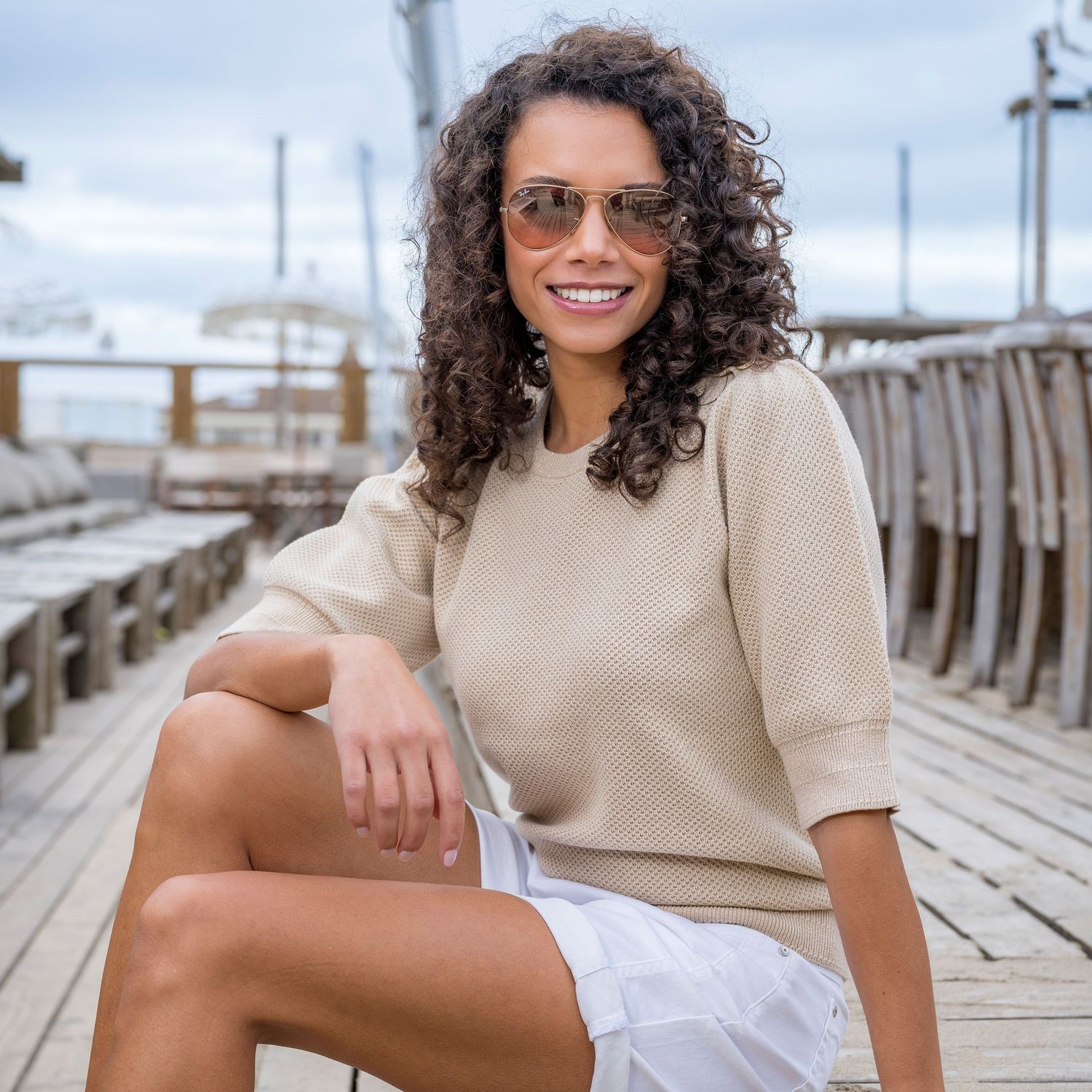 Detail van de lurex schittering en het breisel van de HV Society HVSAdelin pullover