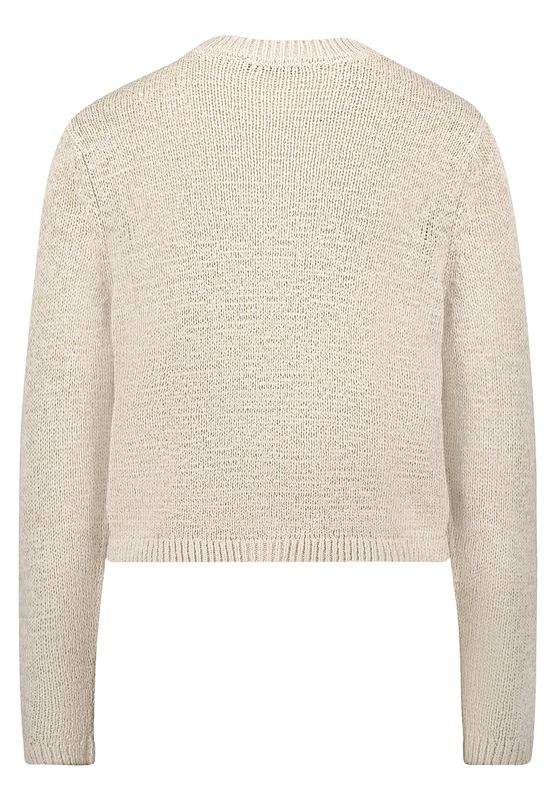 Detail van de knoopsluiting en sierzakken op het Betty Barclay vest beige