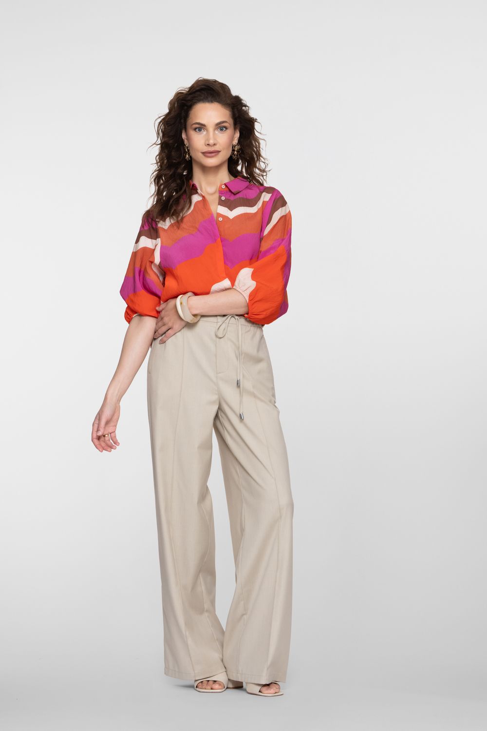 Dames broek wijde pijpen Geisha Fashion Sand regular fit collectie summer 26