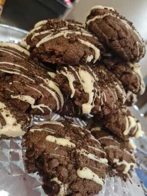 Chocolate chip chocolate cookies