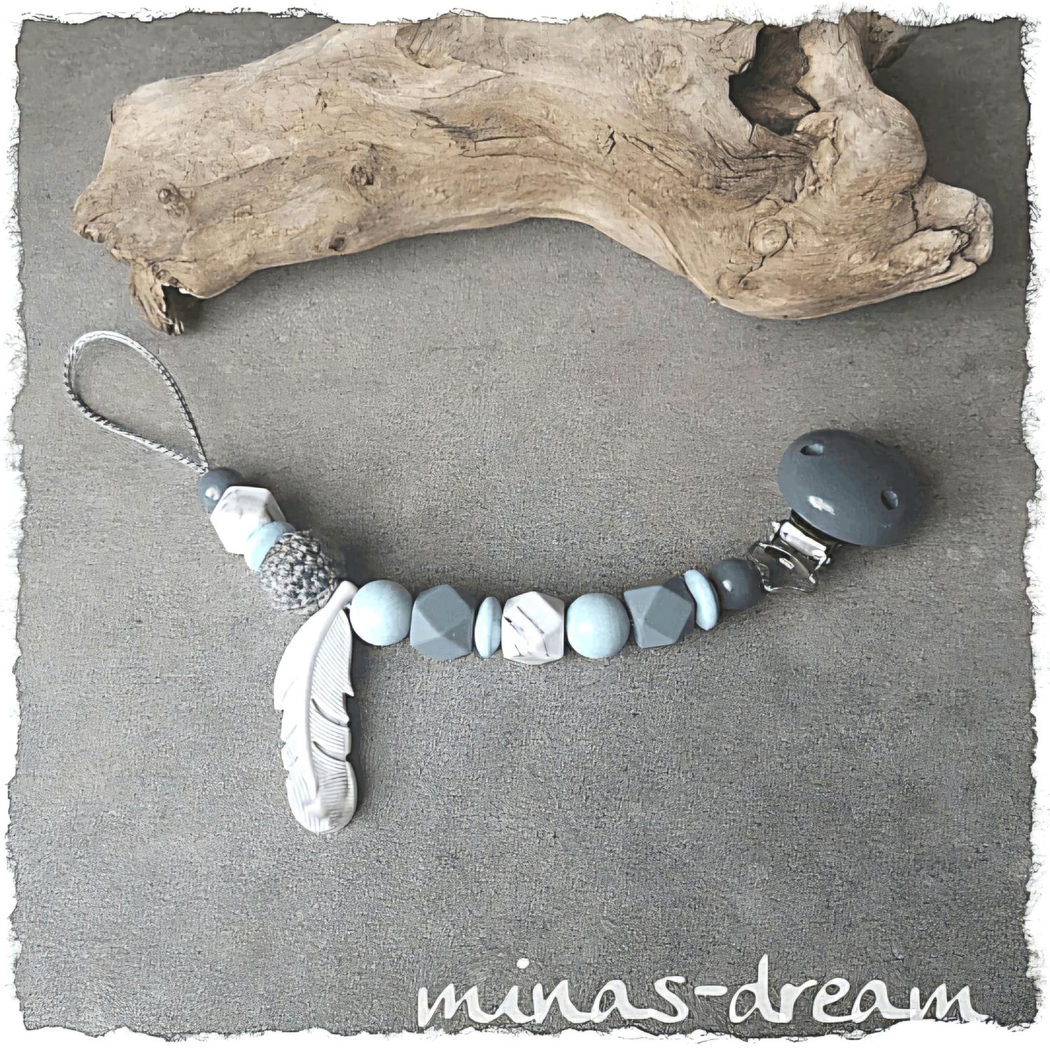 Schnullerkette mit Namen, Beißkette Feder No.3