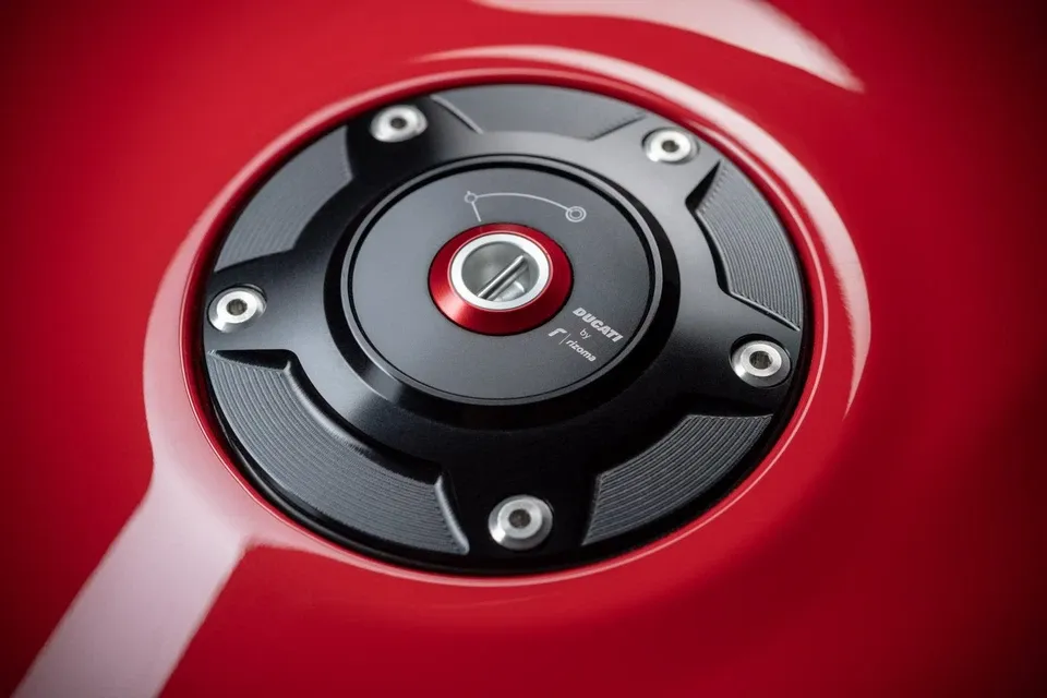 Ducati Panigale Rizoma Racing Fuel Tank Gas Cap Black