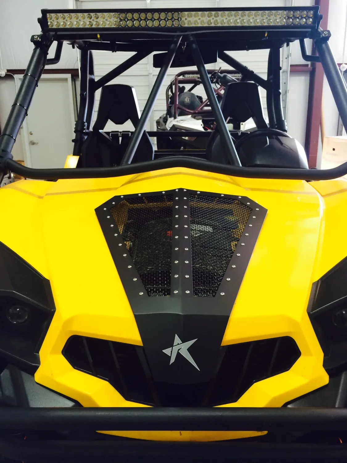 Can-Am Commander 800/1000 Heavy-Duty Mesh Hood Can-Am Commander 800/1000 Heavy-Duty Mesh Hood