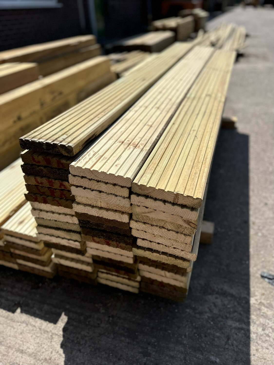 *CLEARANCE PRODUCT - COLLECTION ONLY * Decking Dual Sided Premium Profiled Ex 150 x 38 (Finish Size 145mm X 28mm) 1.8 Metres