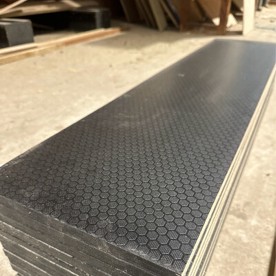 🚨COLLECTION ONLY OFFCUTS 🚨 (1220mm X 287mm X 18mm ) Phenolic Coated Buffalo Board/ Hexagon Grip Pattern Black Anti Slip Board ( COLLECTION ONLY )