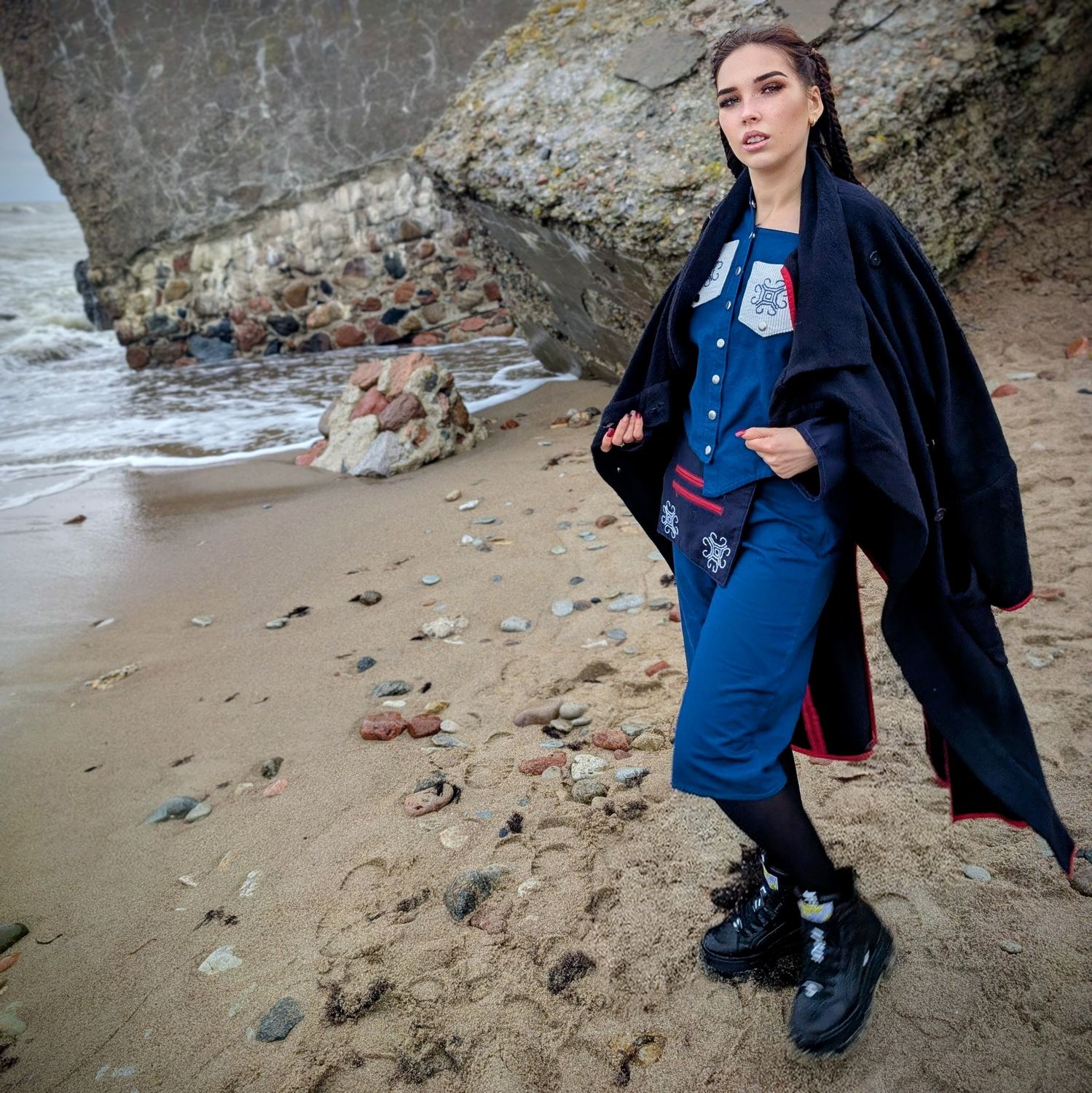 &quot;LV Folks&quot; - Cross Of The Moon