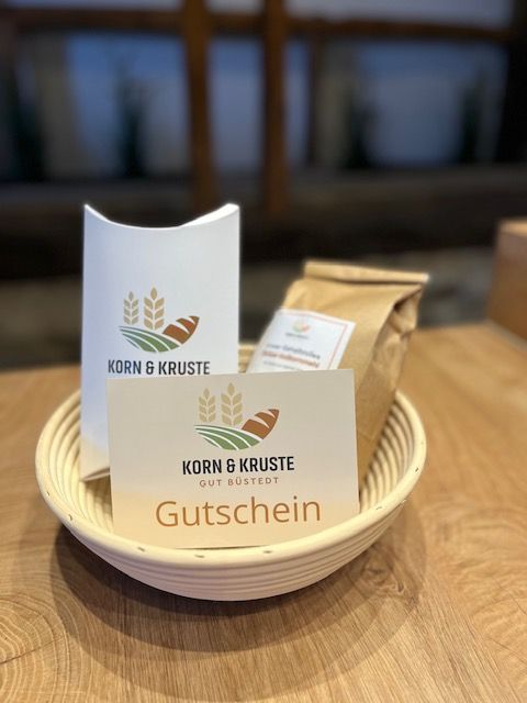 Geschenk Set II 
Gutschein mit Gärkörbchen & 1 kg Vollkornmehl