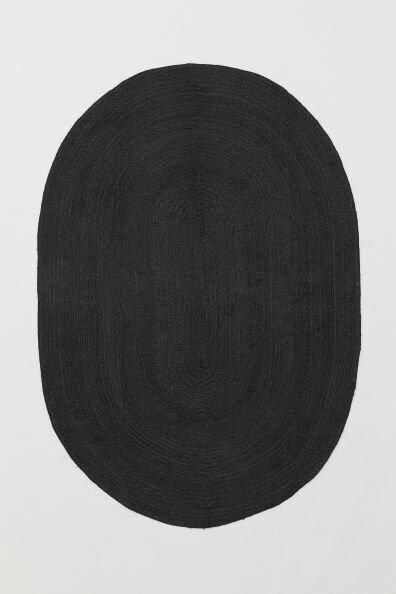 Tapis noir en jute