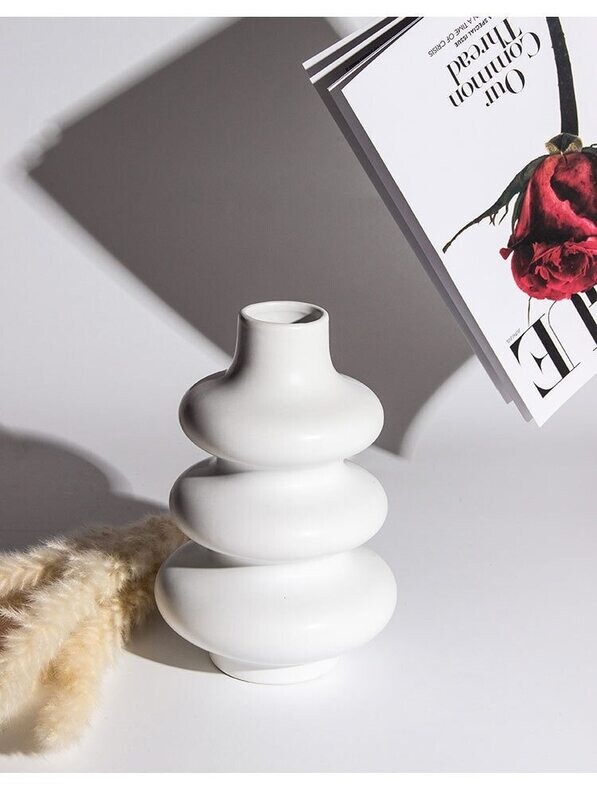 Vase décoratif en céramique