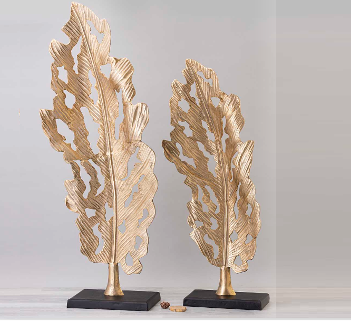 LARGE LEAF SCULPTURE  LARGE