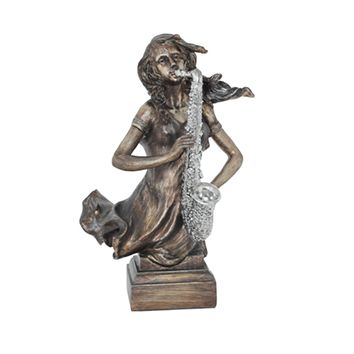 Lady With Sax