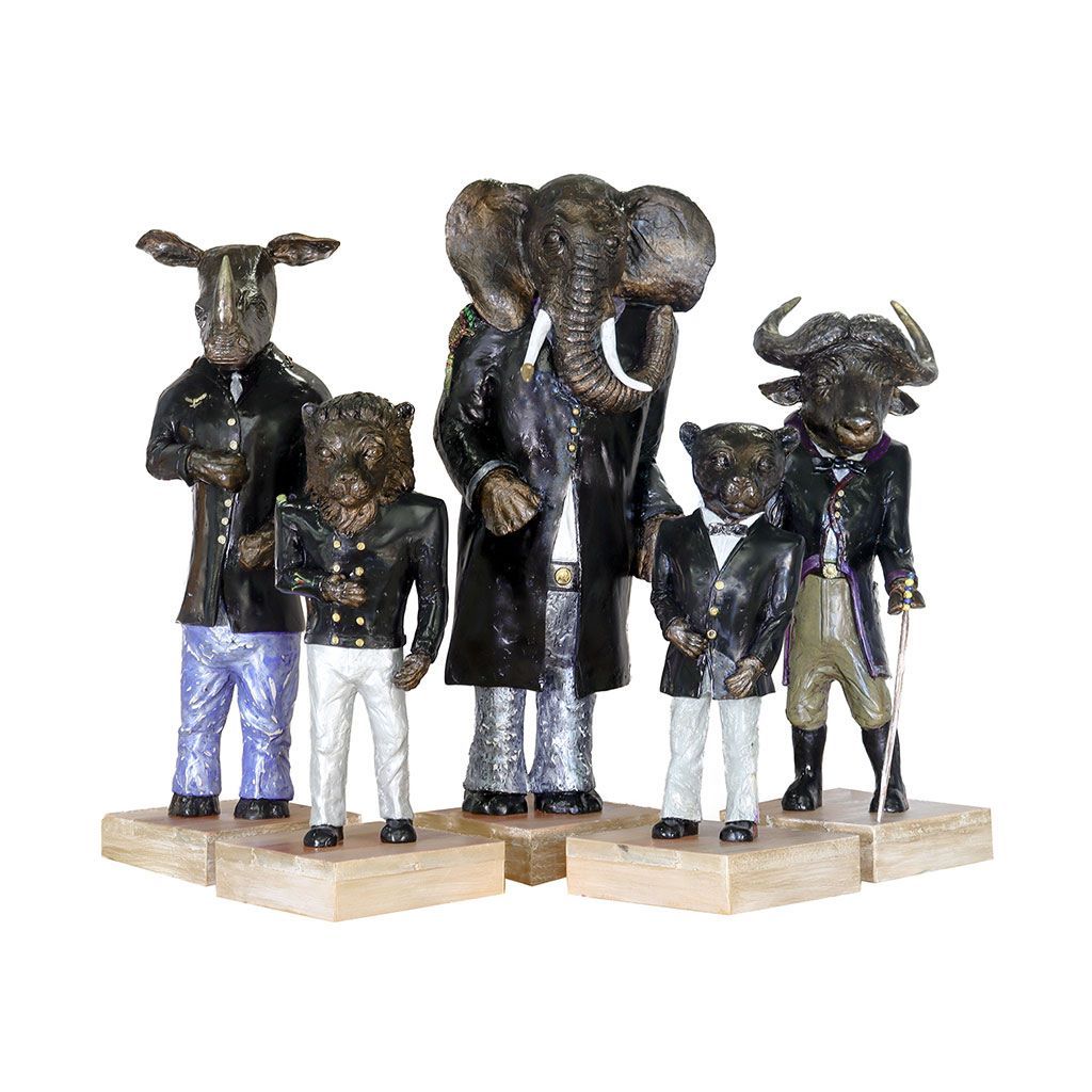 Luiperd Sculpture by Francious Coertze