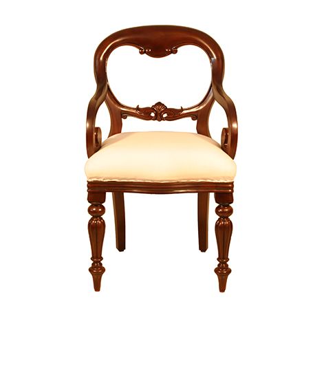 CHELSEA CARVED CARVER
