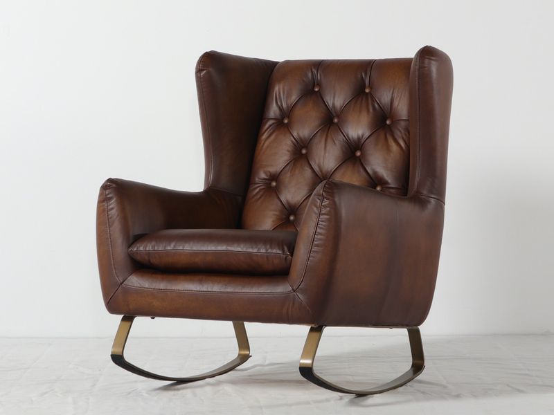 COLCHESTER ROLL CHAIR