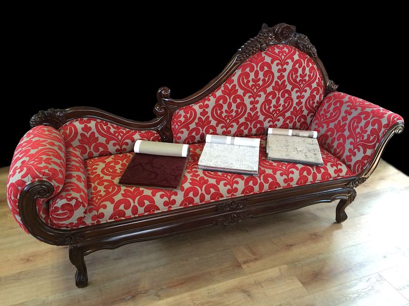 VICTORIAN CHAISE  PLAIN BACK