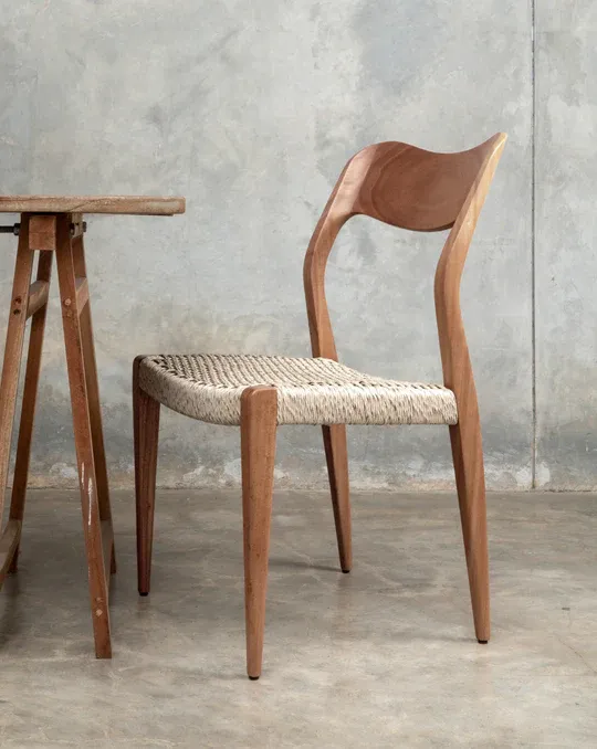 ST CLAIRE CHAIR