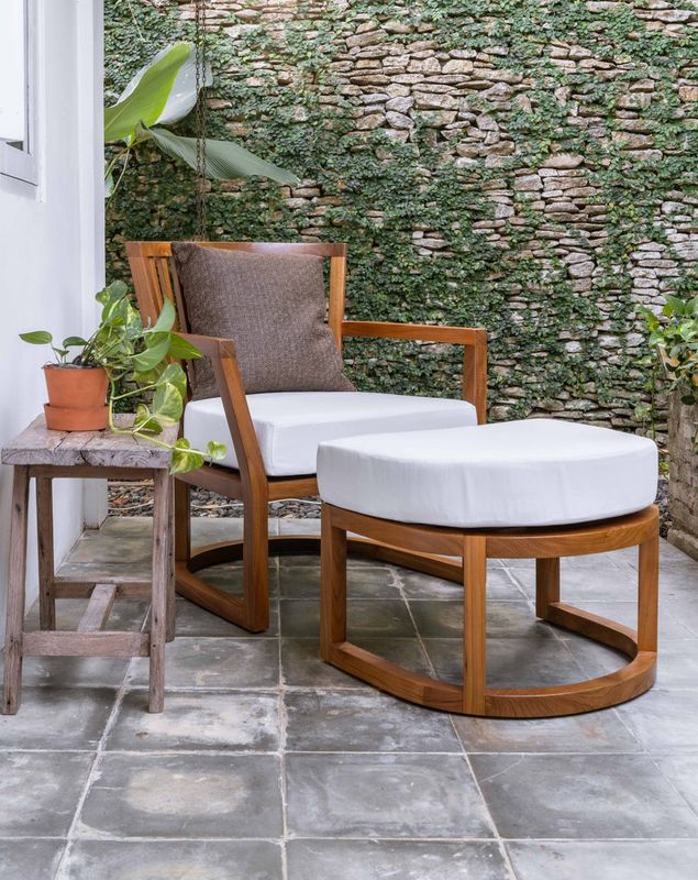 PATIO ARMCHAIR WITH FOOTSTOOL
