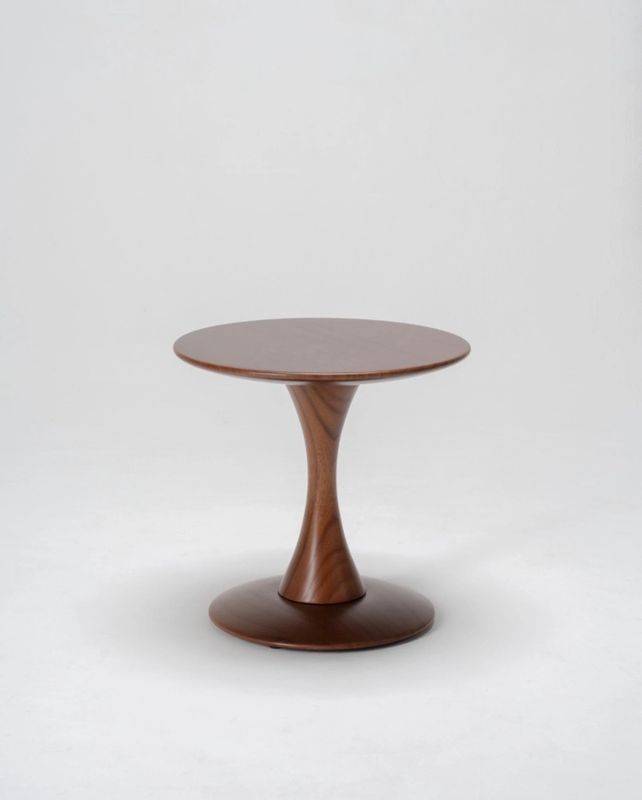 TENNESEE SIDE TABLE