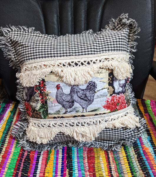 Chicken Farmhouse Style Pillow 36