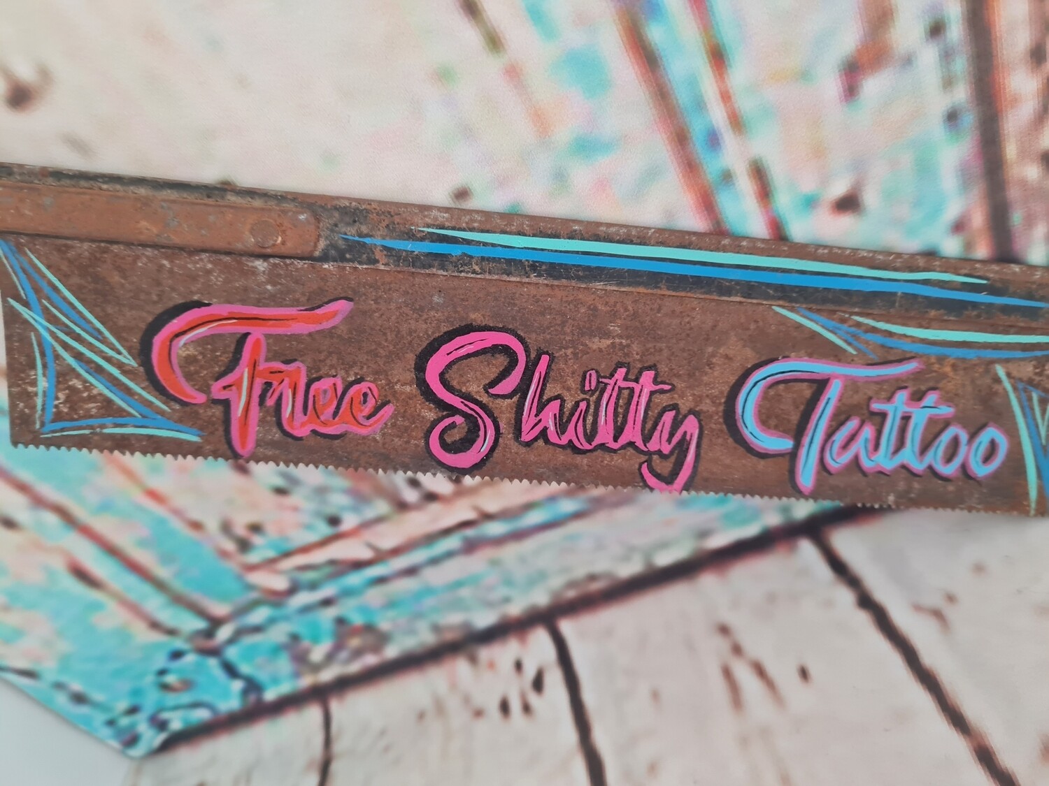 Säge Free Shitty Tattoo