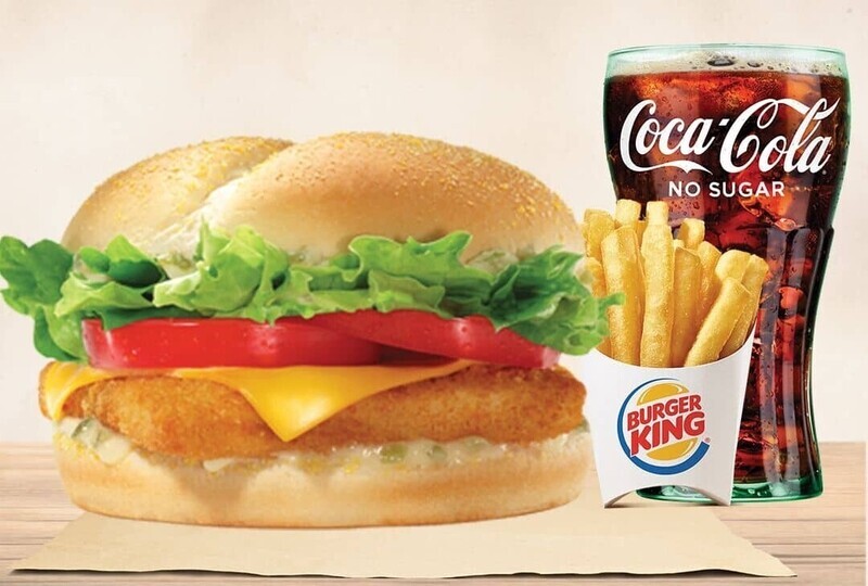 Big Fish Deluxe with corn dusted bun #12
