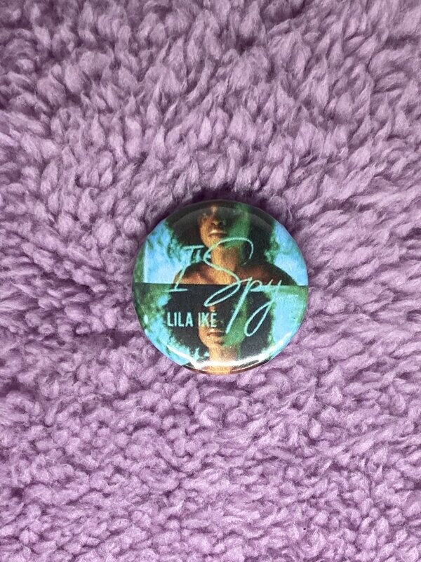 Lila Ike Badge