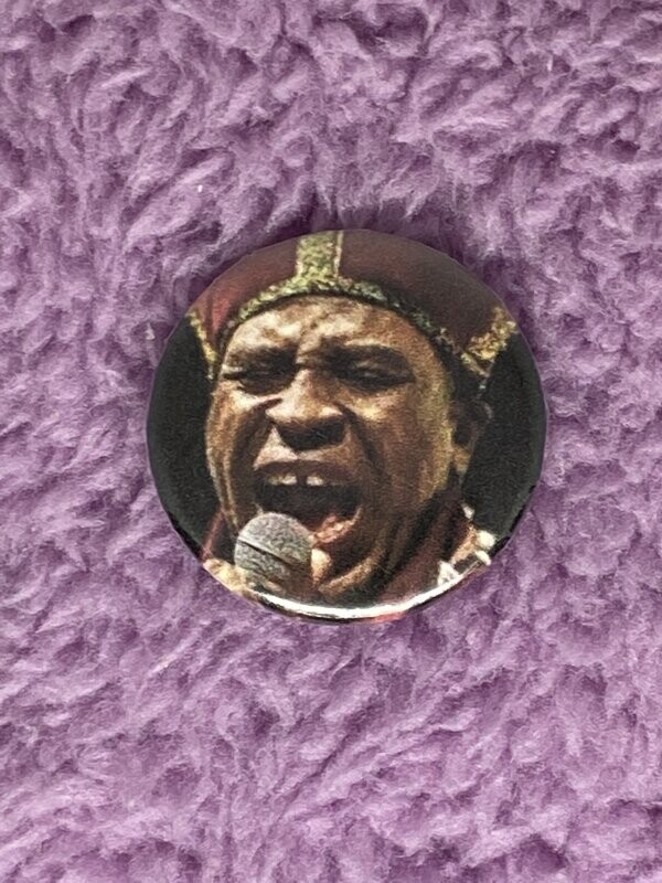 Eek-a-Mouse Badge