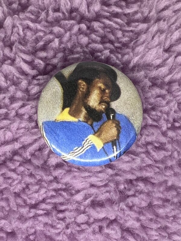 Eek-a-Mouse Badge