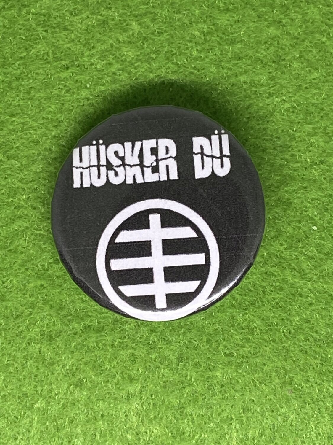 Hüsker Dü Badge